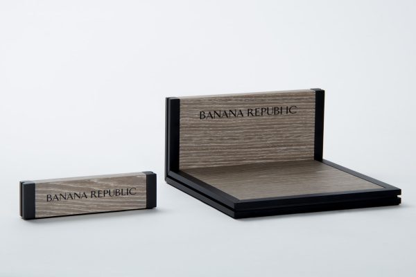 Banana-Republic_3